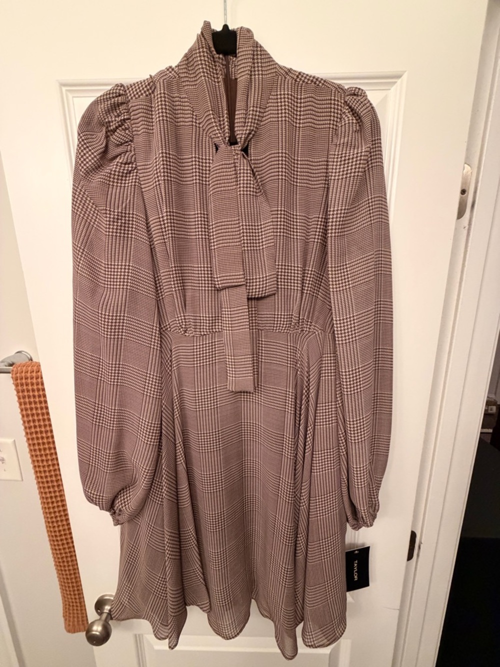 Taylor Long Sleeve Tie-Neck Dress NWT